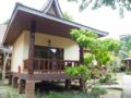 Serene Deluxe Villa - Few Steps from Beach ホテル詳細