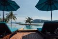 Spectacular Views - Infinity Pool ホテル詳細