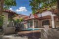 Super luxury pool villa/5bedrooms/near supermarket ホテル詳細