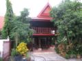 teak house chiang mai ホテル詳細