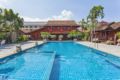 Thai Cottage Resort 10BR Sleeps 20 w/ Pool in City ホテル詳細