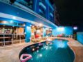 The Bluewaves Home 19BR w/Private Pool in Patong ホテル詳細