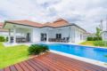 Tropical 3 Bedroom Pool Villa MP75 ホテル詳細