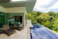 Tropical Hillside Villa with a Pool in Kamala ホテル詳細