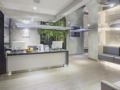 V Residence Hotel and Serviced Apartment ホテル詳細