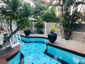 Villa 3 BDR w/ Private Pool Near Walking Street ホテル詳細