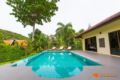 Villa Santi 3BR & Private Pool - Walk to Beach ホテル詳細