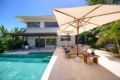 Villa Santika 5 BDRM Private Pool / Atmosphere ホテル詳細