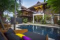 X2 Chiang Mai North Gate Villa ホテル詳細