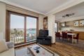 Charming 3 bed/2bath Duplex Bosphorus Views ホテル詳細