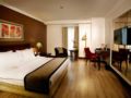 Lares Park Hotel ホテル詳細