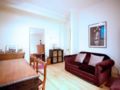 Charming 1BR Flat Centre Zone1 ホテル詳細