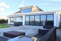 D STUNNING COASTAL HOME WITH HOT TUB & SEA VIEWS ホテル詳細