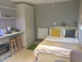 Modern Studio Apartment in City Centre 202 ホテル詳細