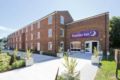 Premier Inn Farnham ホテル詳細