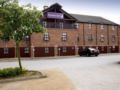 Premier Inn Milton Keynes Central South West - Furzton Lake ホテル詳細