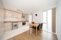 Pristine Modern 4 Bed / 2 Bath Flat - Canary Wharf ホテル詳細