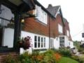 The Bear Inn and Burwash Motel ホテル詳細