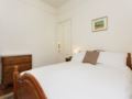 Veeve 1 Bed Garden Flat Bloom Park Road Fulham ホテル詳細