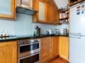 Veeve 2 Bed 2 Bath Thorpebank Road Shepherds Bush ホテル詳細