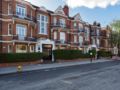 Veeve 3 Bed Flat Stamford Brook Avenue Chiswick ホテル詳細