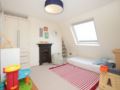 Veeve 4 Bed Family House On Broadhinton Rd Clapham ホテル詳細