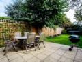 Veeve 4 Bedroom Edwardian Home On Airedale Avenue Chiswick ホテル詳細