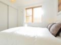 Veeve OpenPlan 2 Bed 2 Bath Apartment Lacy Road Putney ホテル詳細