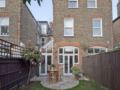 Veeve Spacious 4 Bed Off Wandsworth Common Sleeps 7 ホテル詳細