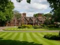 Macdonald Alveston Manor Hotel ホテル詳細