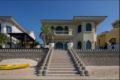 3BR BEACH VILLA | PALM JUMEIRAH ホテル詳細