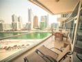 Beautiful 2 Bedroom with Scenic Marina Views ホテル詳細