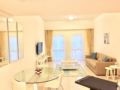 Gorgeous 1 Bedroom Apartment In Discovery Garden ホテル詳細