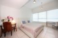 Luxurious 1 Bedroom Apartment Marina Views lake ホテル詳細