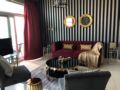 Luxury Staycation-Lofts West-Downtown View ホテル詳細