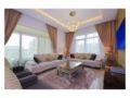 Palm Jumeirah Lavish Three Bedrooms in Al Nabat ホテル詳細