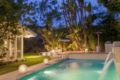 1021 - Mulholland Pool Retreat ホテル詳細