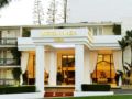 Beverly Hills Plaza Hotel and Spa ホテル詳細