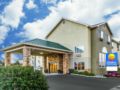 Comfort Inn & Suites Redwood Country ホテル詳細