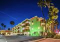 Comfort Suites Huntington Beach ホテル詳細