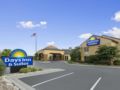 Days Inn & Suites by Wyndham Omaha NE ホテル詳細