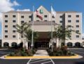 Embassy Suites Dulles Airport Hotel ホテル詳細