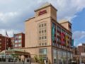 Hampton Inn & Suites Buffalo/Downtown ホテル詳細