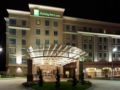 Holiday Inn and Suites Rogers at Pinnacle Hills ホテル詳細