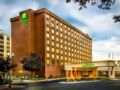 Holiday Inn Arlington at Ballston ホテル詳細