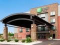 Holiday Inn Express Hotel and Suites Fort Dodge ホテル詳細