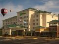 Holiday Inn & Suites Front Royal Blue Ridge Shadows ホテル詳細