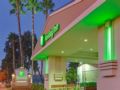 Holiday Inn Hotel & Suites Anaheim ホテル詳細