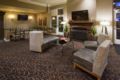 Holiday Inn Hotel & Suites Maple Grove Northwest Minneapolis-Arbor Lakes ホテル詳細