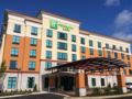 Holiday Inn & Suites Tupelo North ホテル詳細